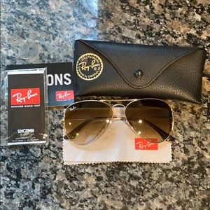 Ray-Ban Aviator Sunglasses RB3025 Gold Light Brown